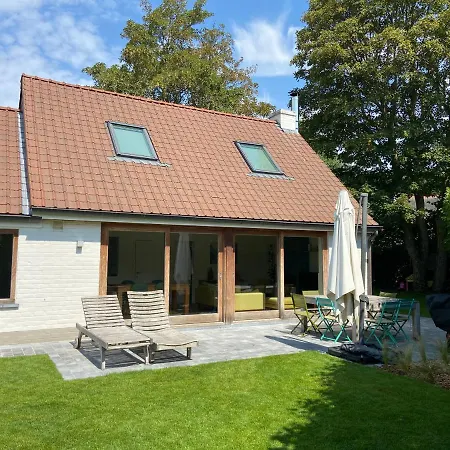 De Veldmuis, Met Mooie Speelhoek En Speelhuis Koksijde Exterior photo