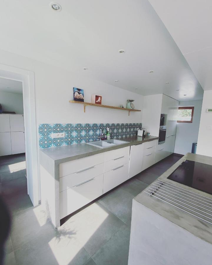 Hébergement de vacances De Veldmuis, Met Mooie Speelhoek En Speelhuis